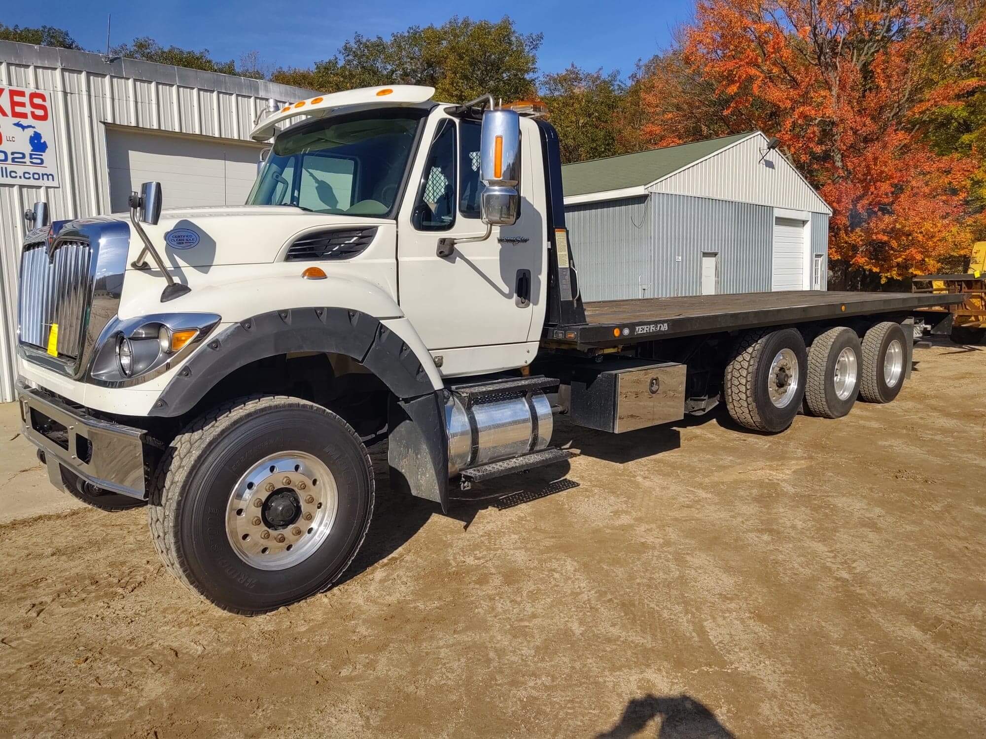 rollback truck image